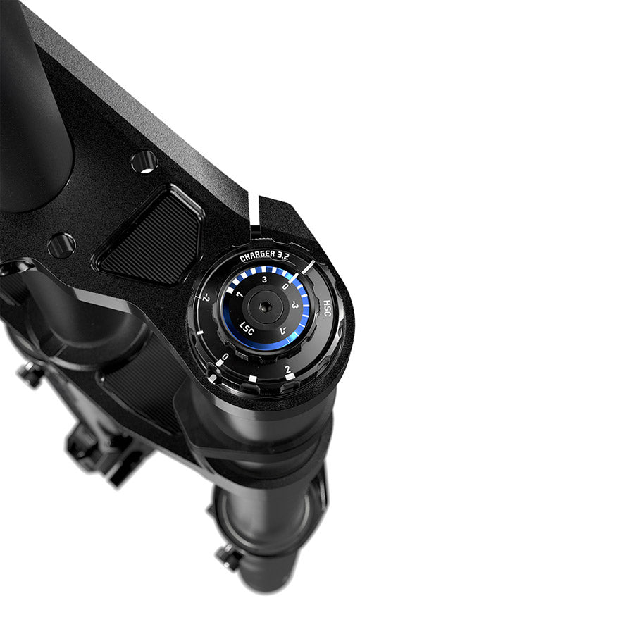 RockShox, BoXXer Ultimate D2, Suspension Fork, 27.5'', DebonAir+ W/ButterCups, 200mm, 1-1/8'', 20x110mm Boost TA, Rake: 48mm, Red